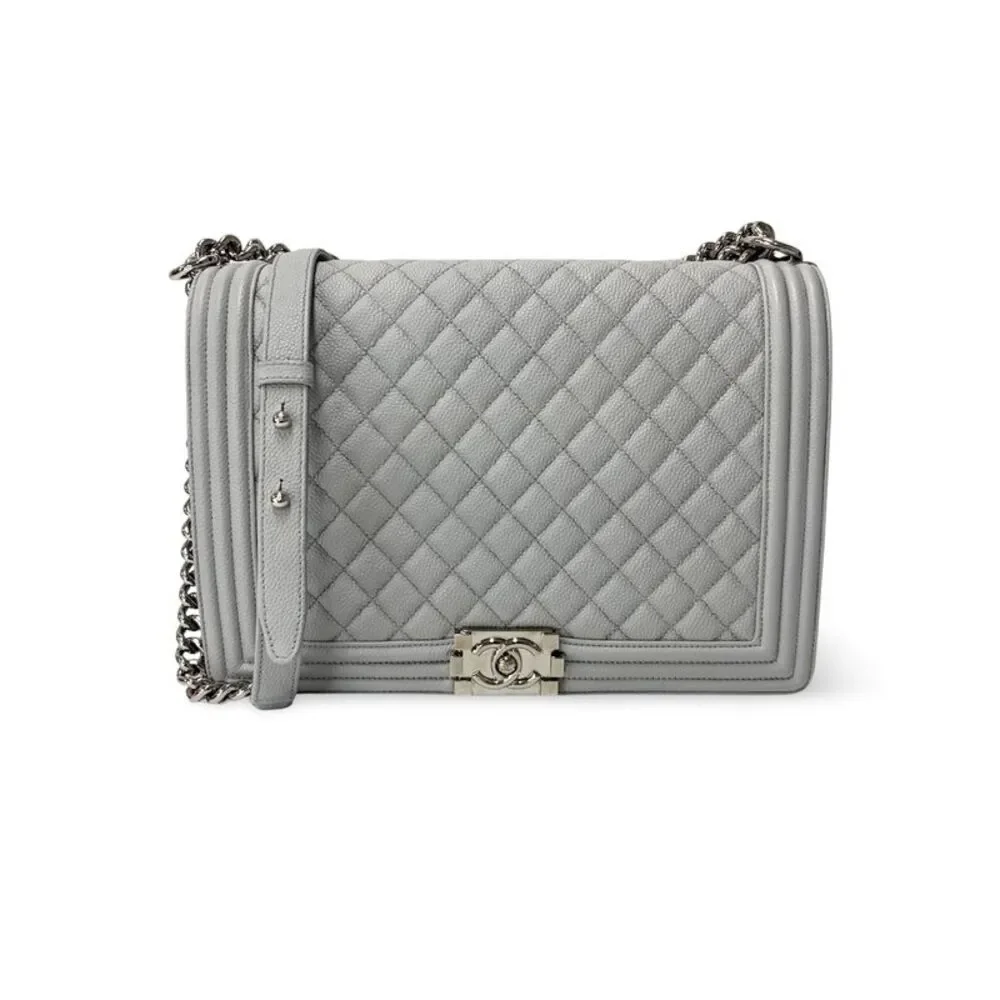 Chanel Boy Bag Caviar Silver Hardware Large